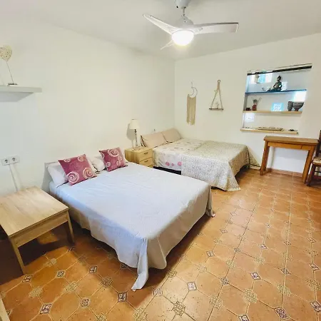 Estudio Adosado Con Jardin Y Parking Privado Alicante Exterior photo