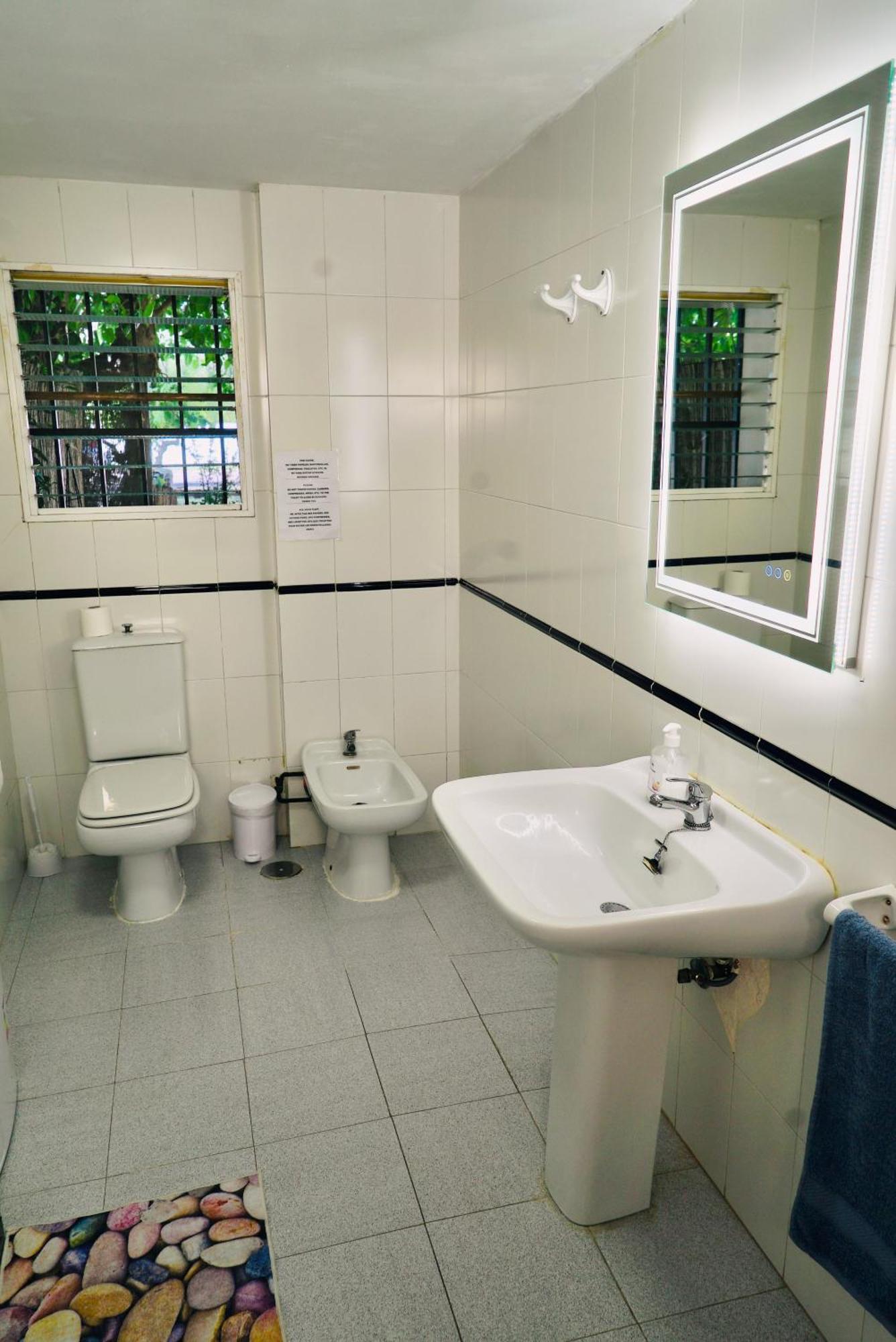 Vakantiehuis Estudio Adosado Con Jardin Y Parking Privado Alicante